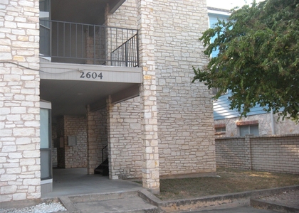 2604 Salado St - Photo 1