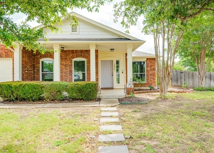 2401 Marshall Trl - Photo 1