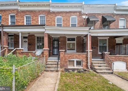 2728 Winchester Street - Photo 1