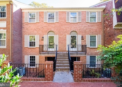 3221 Sutton Place Nw - Photo 1