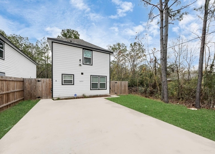6004 Wedgefield Street - Photo 1