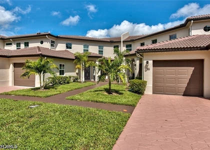 1100 Diamond Circle - Photo 1