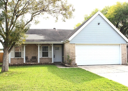 805 Willow Creek Drive - Photo 1