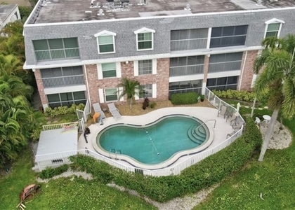 1900 Alamanda Drive - Photo 1