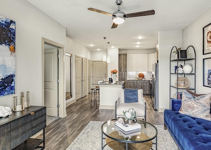 7100 Uvalde Road - Photo 1