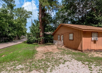 712 Cline Street - Photo 1