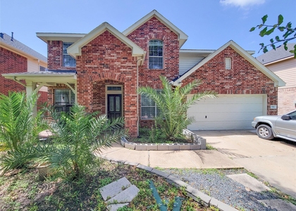 7506 Boxwood Ridge Lane - Photo 1
