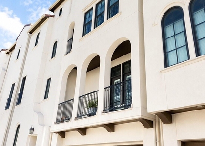 1700 Sunset Boulevard - Photo 1