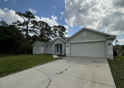 3127 Lowry Boulevard Se - Photo 1