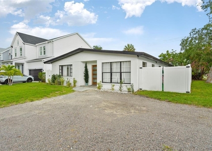 3601 W Dale Avenue - Photo 1