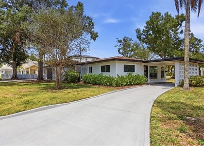 628 Ontario Avenue - Photo 1