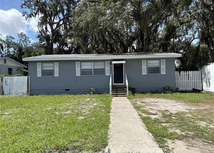 909 W Circle Street - Photo 1