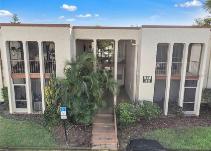 542 Orange Drive - Photo 1
