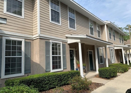 887 Nw 21st Avenue - Photo 1