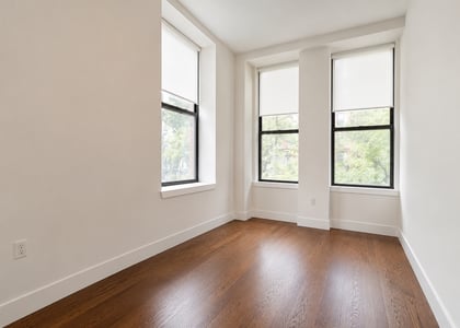489 washington - Photo 1