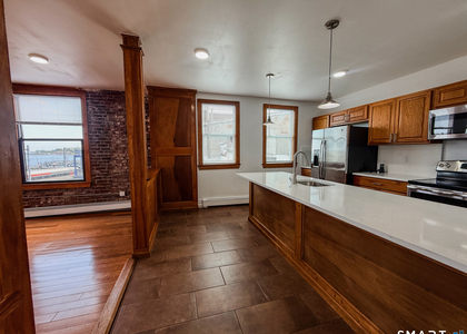 18 Bank Street - Photo 1