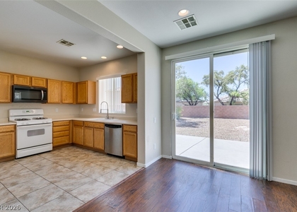 2925 Dowitcher Avenue - Photo 1