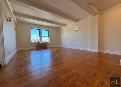 West 79 Street - Photo 1