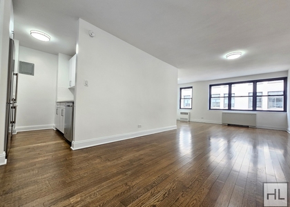 5 Avenue - Photo 1