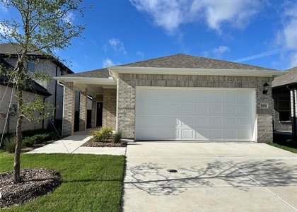 501 Dorothy Drive - Photo 1
