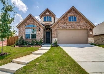 323 Sweetspire Drive - Photo 1