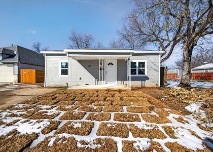 603 E Willingham Street - Photo 1