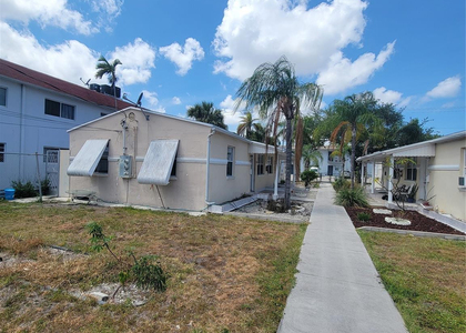 1822 Johnson Street - Photo 1