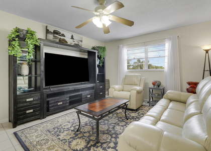 400 Fern Street - Photo 1