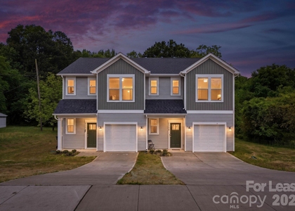 645 Brookwood Street - Photo 1