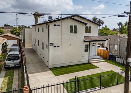 2120 E 92nd Street - Photo 1