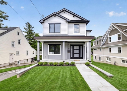 23 Hudson Avenue - Photo 1