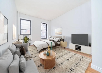 331 W 43rd Street - Photo 1