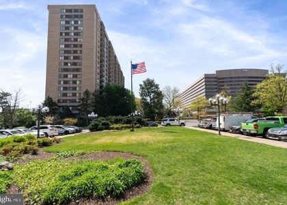 3705 S George Mason Drive - Photo 1
