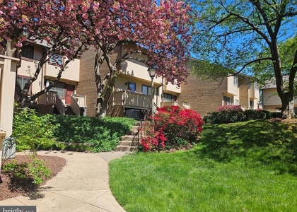 2493 Glengyle Drive - Photo 1
