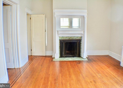 510 W Manheim Street - Photo 1