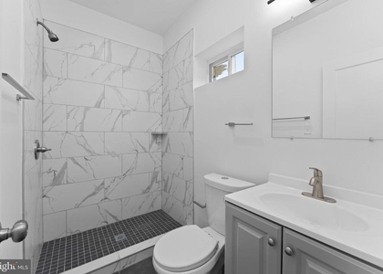 2600 S 7th Street - Photo 1