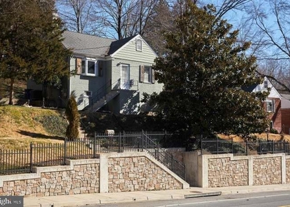 221 Dale Drive - Photo 1