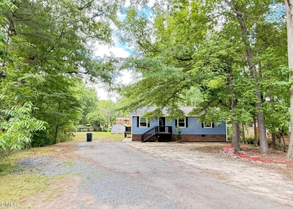 801 Carter Avenue - Photo 1