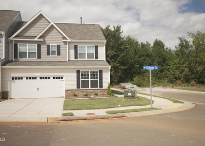 919 Hillman Lane - Photo 1