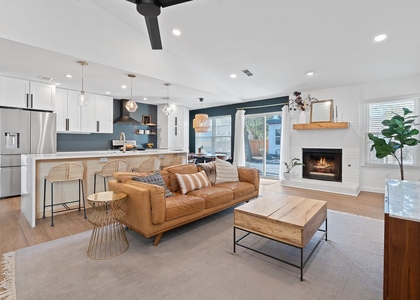 4916 Transit Cir - Photo 1