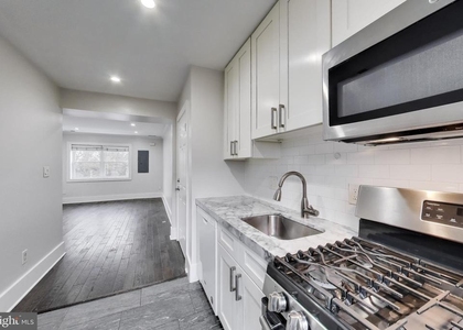 5031 H Street Se - Photo 1