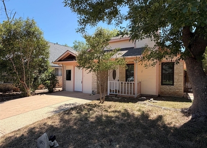 16821 Whitebrush Loop - Photo 1