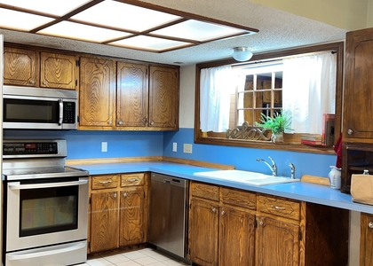 209 Oak Crest Ln - Photo 1