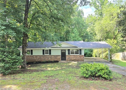 3460 Meadowview Drive - Photo 1