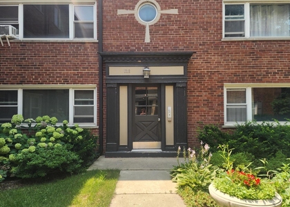 1318 Central Street - Photo 1