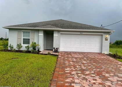 9013 , Fl 3 Ike Court - Photo 1