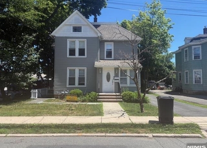 20 Maple - Photo 1