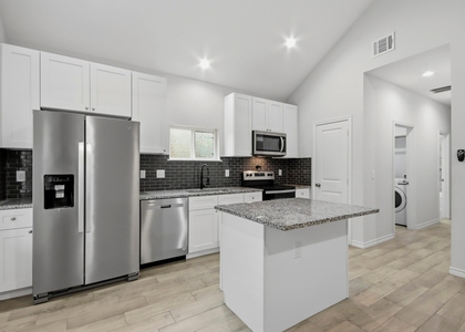 16902 Balmoral - Photo 1