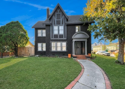 2002 Rosewood Street - Photo 1