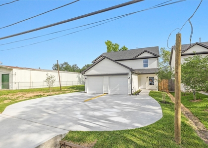 6138 Brookfield Drive - Photo 1